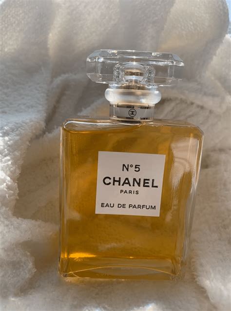 chanel no 5 review now smell this|Chanel no 5 description.